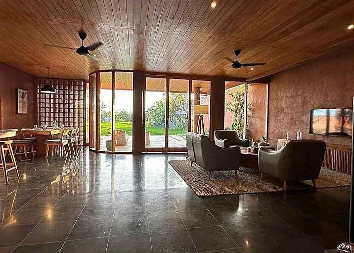 New! Gorgeous 3bd Close To Canggu Hotel 3*