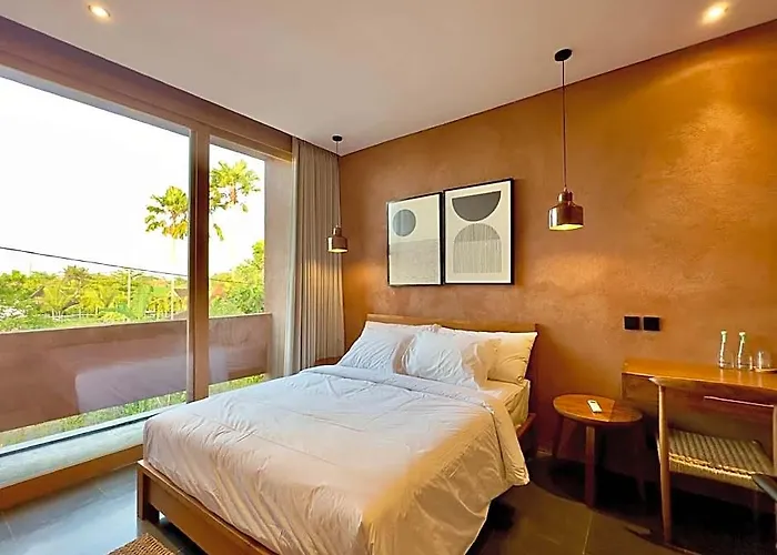 Hotel New! Gorgeous 3bd Close To Canggu 3*